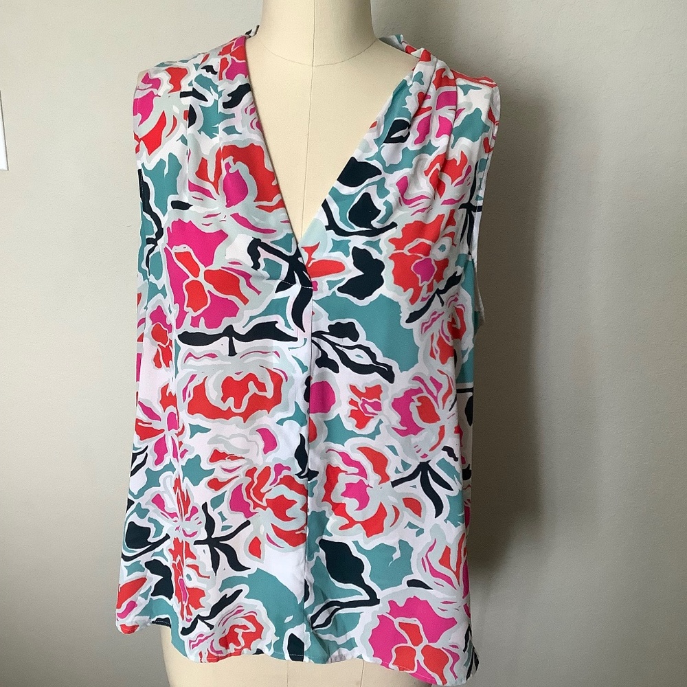 XL Vince Camuto